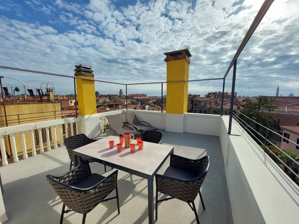 Ca' Francesca Suite Terrace In Venecia Exterior foto