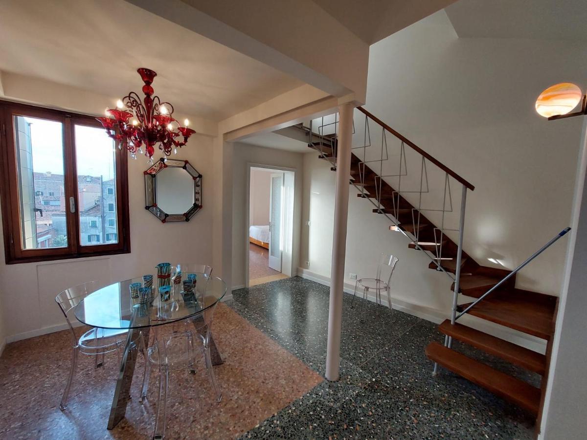 Ca' Francesca Suite Terrace In Venecia Exterior foto