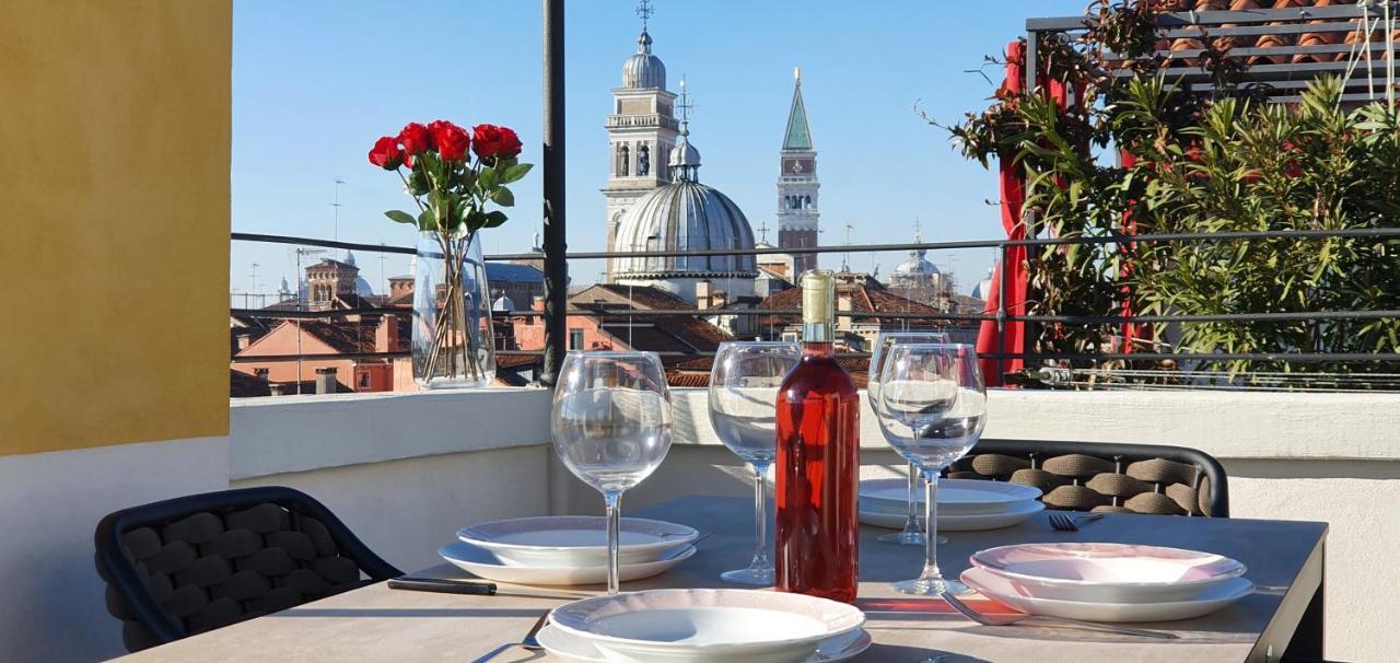 Ca' Francesca Suite Terrace In Venecia Exterior foto